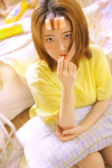 小婕子的第一次好紧